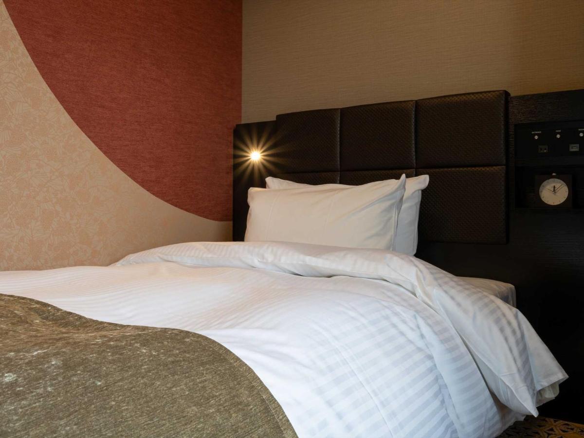 Hotel Wbf Shin-Osaka Skytower Dış mekan fotoğraf